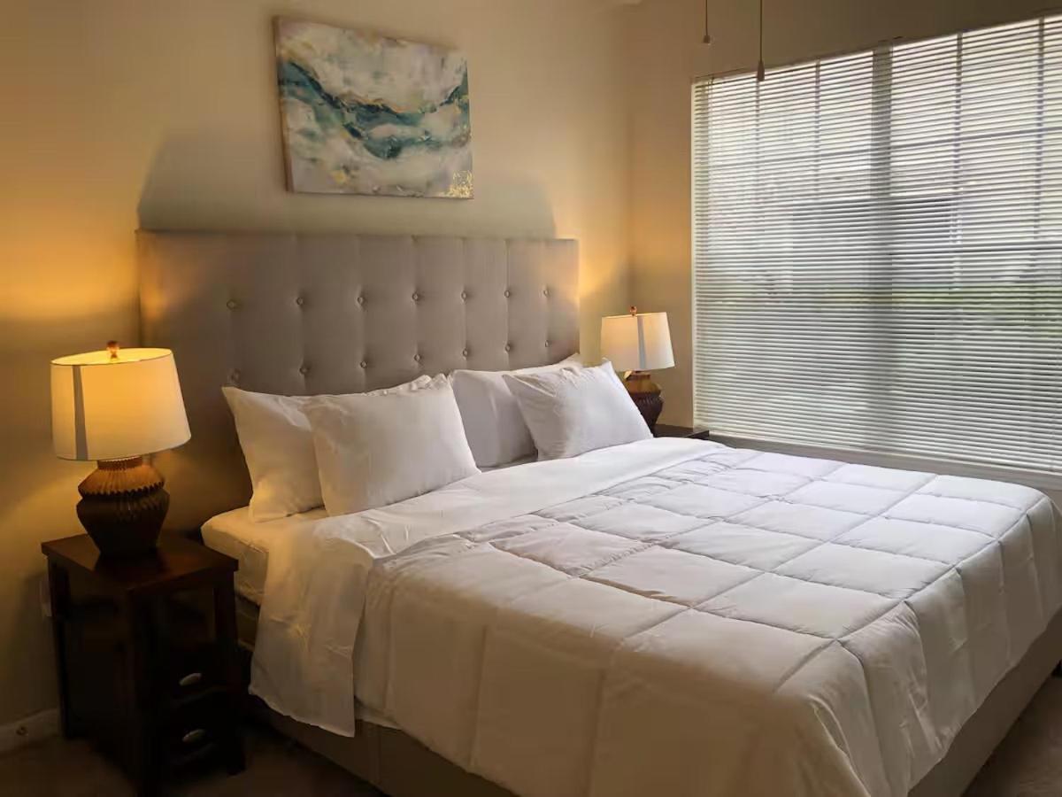 Lavish Apartment Near Houston Medical Centre Номер фото